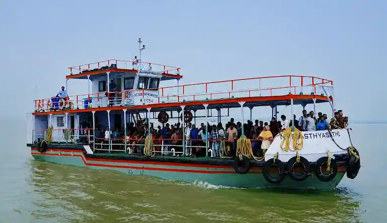 Gangasagar Travel Guide: Ferry Timings, Mela & Kapil Muni