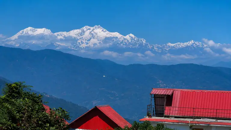 Clear Kanchenjunga view from Upper Sittong in offbeat places in North Bengal.
