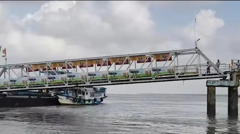 Jetty gangway ramp at Kakdwip Lot 8 used to board the Gangasagar ferry vessel.