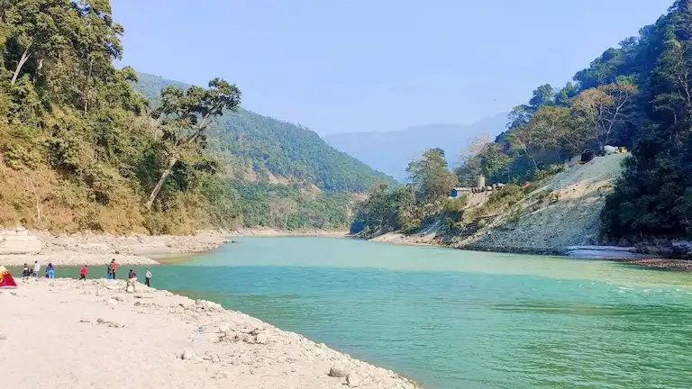 The confluence of Teesta and Rangeet rivers at Lovers Meet Viewpoint (Triveni) near Tinchuley.
