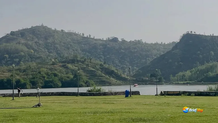 Tikkar Taal lake along the Chandigarh to Morni Hills distance route.